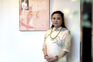 张曦予的多元人生与艺术探索